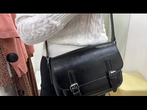 ❤️ Vieša jaunos kalės FeralBerry masturbacija su dildo aprangos kambaryje ❌ Anal video prie porno lt.villagesexvideos.ru ❌