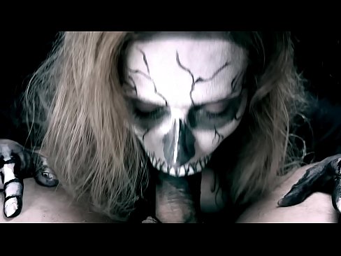 ❤️ Demoniška mergina čiulpia varpą savo juoda burna ir ryja spermą. ❌ Anal video prie porno lt.villagesexvideos.ru ❌