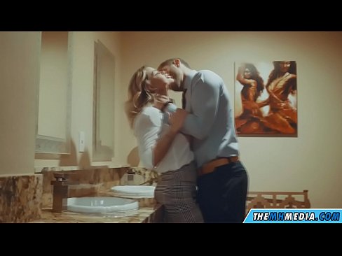❤️ Kai krūtininga blondinė vilioja tave viešajame tualete ❌ Anal video prie porno lt.villagesexvideos.ru ❌
